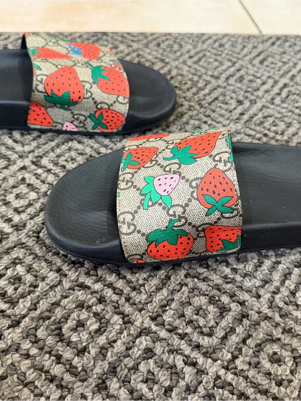 Gucci Strawberry Print Slide Sandals in Black and Red